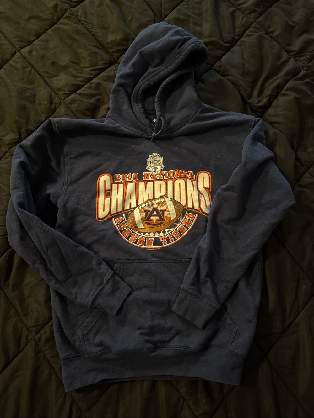 {KNIGHTS APPAREL} 2010 National Champions Auburn Tigers Navy Blue Hoodie Medium